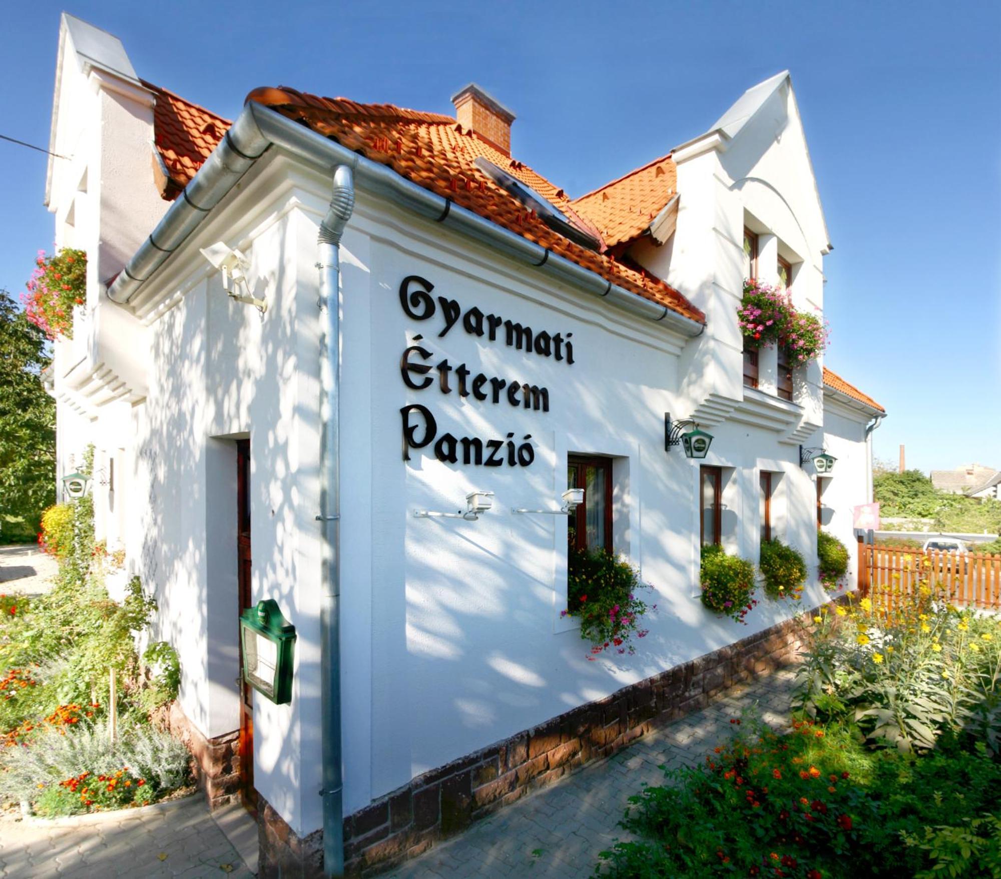 Gyarmati Panzio & Etterem Hotel Veszprém Exterior foto